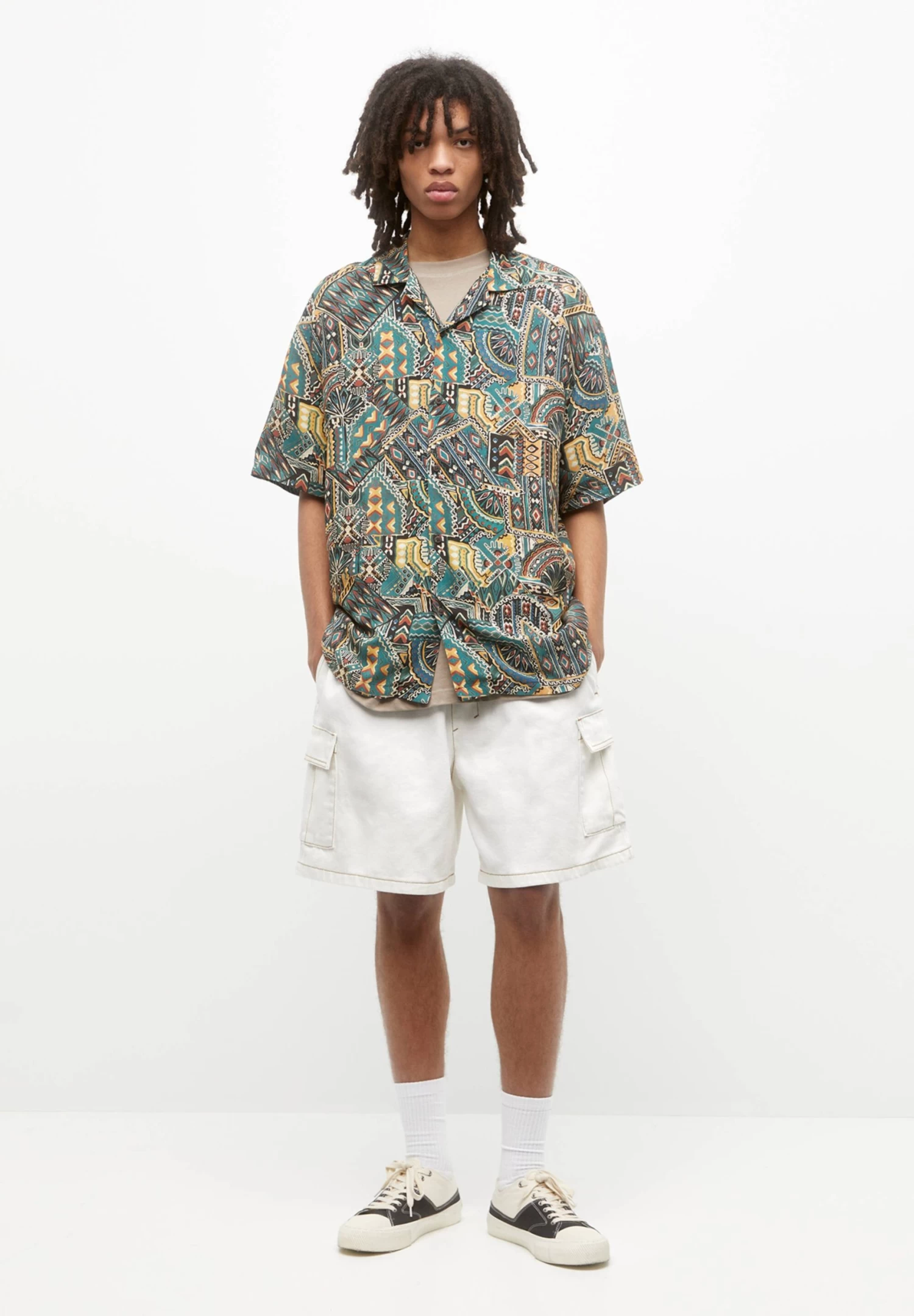 PULL & BEAR Print Short Sleeve- Overhemd - Dark Green 2 PULL & BEAR Print Short Sleeve- Overhemd - Dark Green - Afbeelding 2