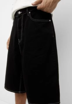 PULL & BEAR Baggy Fit Wide-Leg-Bermuda- Jeansshort - Black -PULL BEAR Winkel 55087467c5ee424e83e2646bf64d1fff