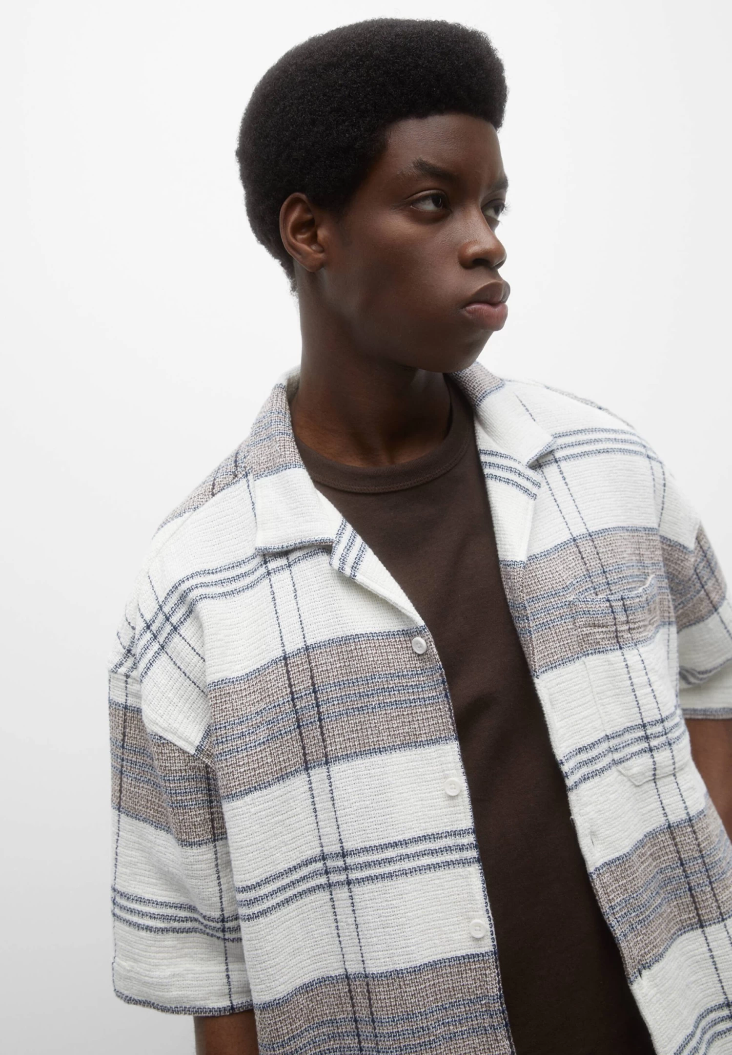 PULL & BEAR Short Sleeve Checked - Overhemd - White 4 PULL & BEAR Short Sleeve Checked - Overhemd - White - Afbeelding 4