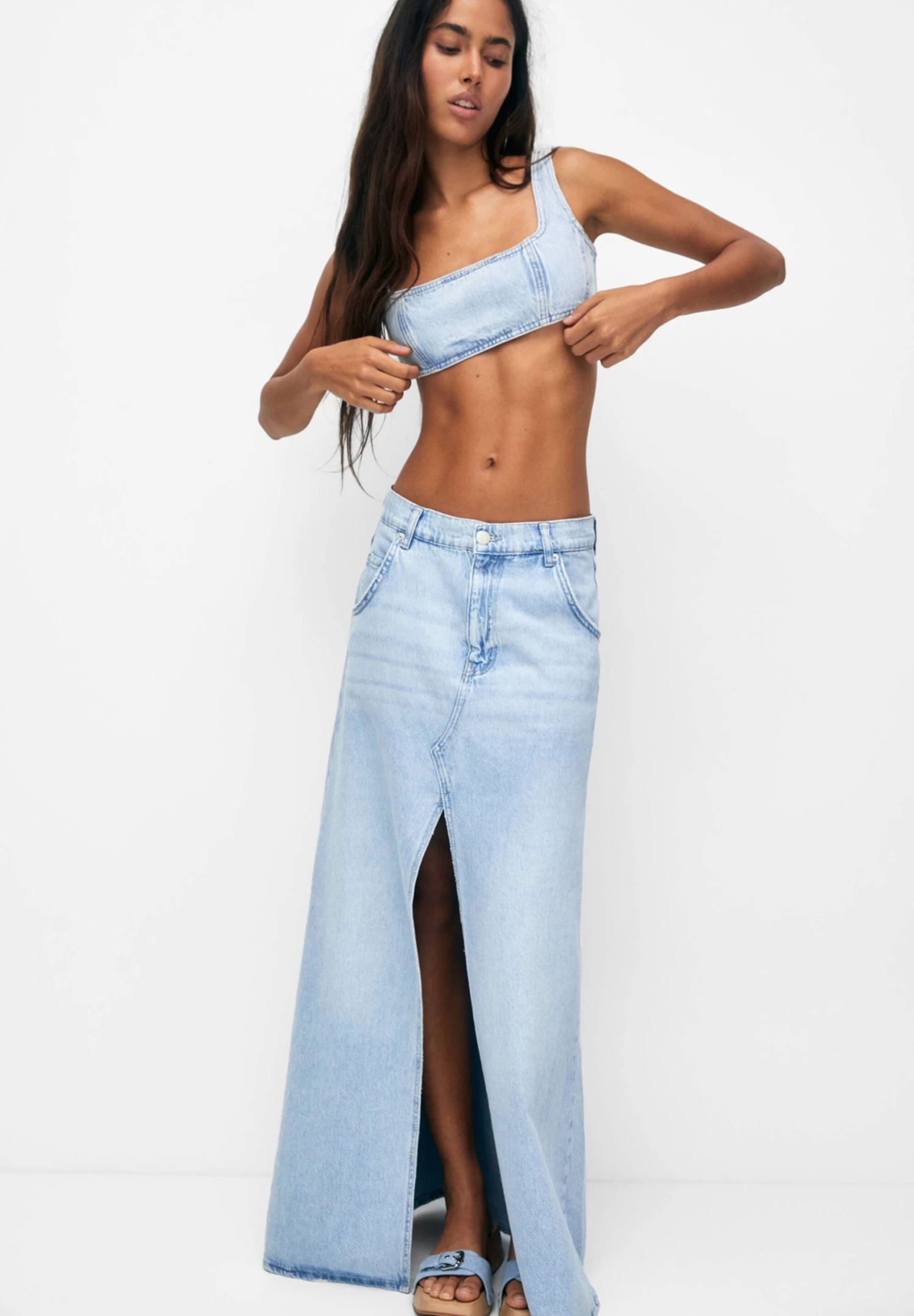 PULL & BEAR Long- A-Lijn Rok - Blue Denim 1 PULL & BEAR Long- A-Lijn Rok - Blue Denim