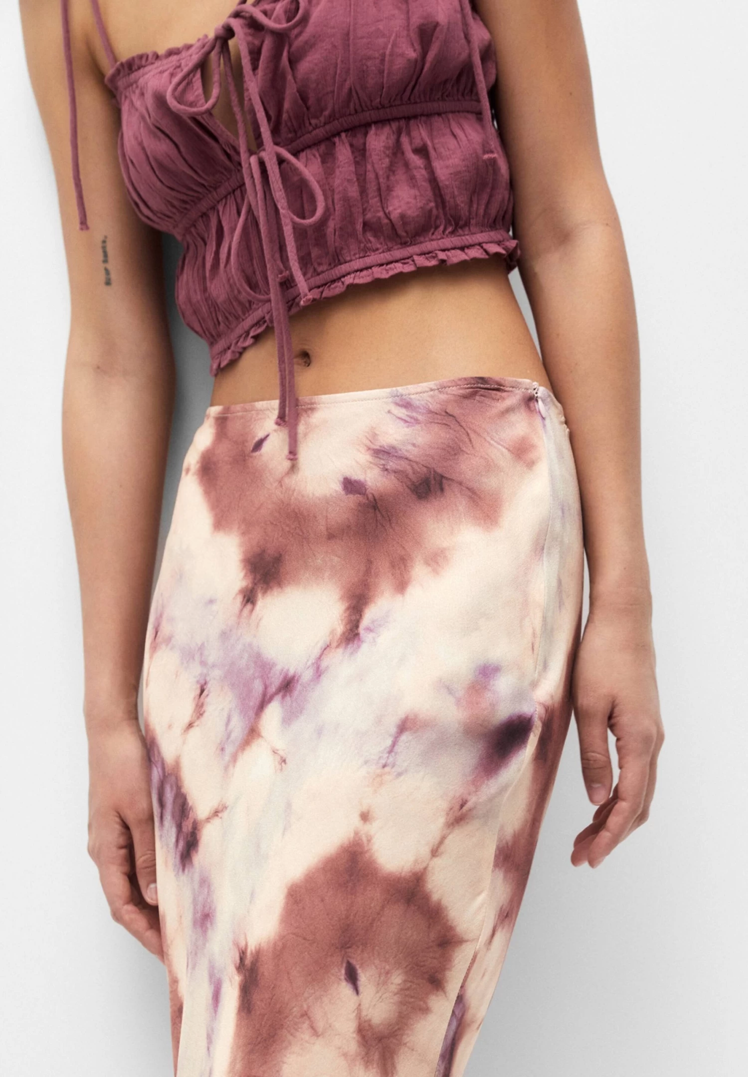 PULL & BEAR Tie-Dye - Maxirok - Light Pink 4 PULL & BEAR Tie-Dye - Maxirok - Light Pink - Afbeelding 4