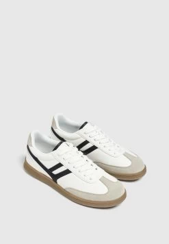 PULL & BEAR Contrast Retro - Sneakers Laag - White -PULL BEAR Winkel 59cacd80ea9249458e4deb3533715b10