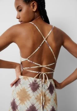 PULL & BEAR Printed - Short - Jurk - Mustard Yellow -PULL BEAR Winkel 5ab542918f784020bc730fa73e78a161