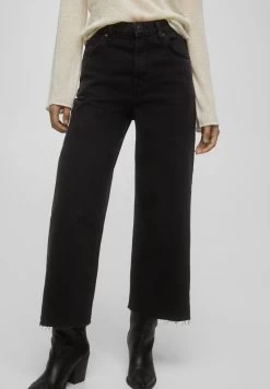 PULL & BEAR Basic- Flared Jeans - Black
