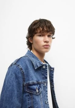 PULL & BEAR Basic Comfort-Fit - Spijkerjas - Blue 11 PULL & BEAR Basic Comfort-Fit - Spijkerjas - Blue -PULL BEAR Winkel 5c38adea367a4b83925b7eed4255d872