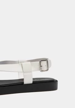 PULL & BEAR Urban - Teensandalen - Nude -PULL BEAR Winkel 5f8e43e22a2d457ab08af86e17d45cc8