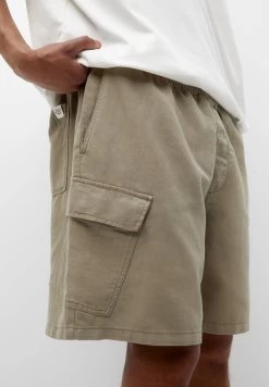 PULL & BEAR Rustic Bermuda- Shorts - Khaki 10 PULL & BEAR Rustic Bermuda- Shorts - Khaki -PULL BEAR Winkel 6104105ec31e4c7f8be33b498b99ae76
