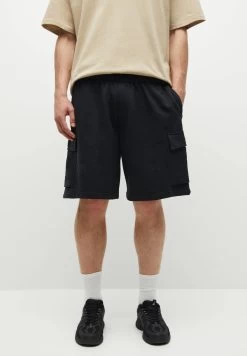 PULL & BEAR Bermuda Straight - Shorts - Black