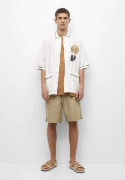 PULL & BEAR Embroidered Short Sleeve - Overhemd - White -PULL BEAR Winkel 641dd1be096e4413ae07b9c3fc665d53