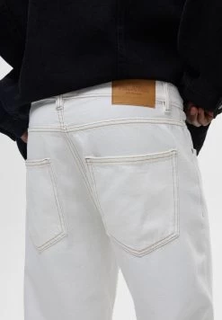 PULL & BEAR Wide - Relaxed Fit Jeans - White 11 PULL & BEAR Wide - Relaxed Fit Jeans - White -PULL BEAR Winkel 66919fd62fe84ef8b00e2015b0237233
