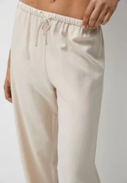 PULL & BEAR Straight-Fit Rustic - Joggers - Trainingsbroek - Sand -PULL BEAR Winkel 683eb284357a4594aa0e5d66260628bc