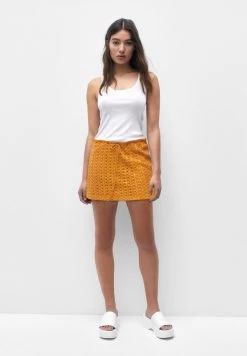 PULL & BEAR Sequinned Crochet- A-Lijn Rok - Mustard Yellow 7 PULL & BEAR Sequinned Crochet- A-Lijn Rok - Mustard Yellow -PULL BEAR Winkel 69bd376a4151427898480fe8d00a001a