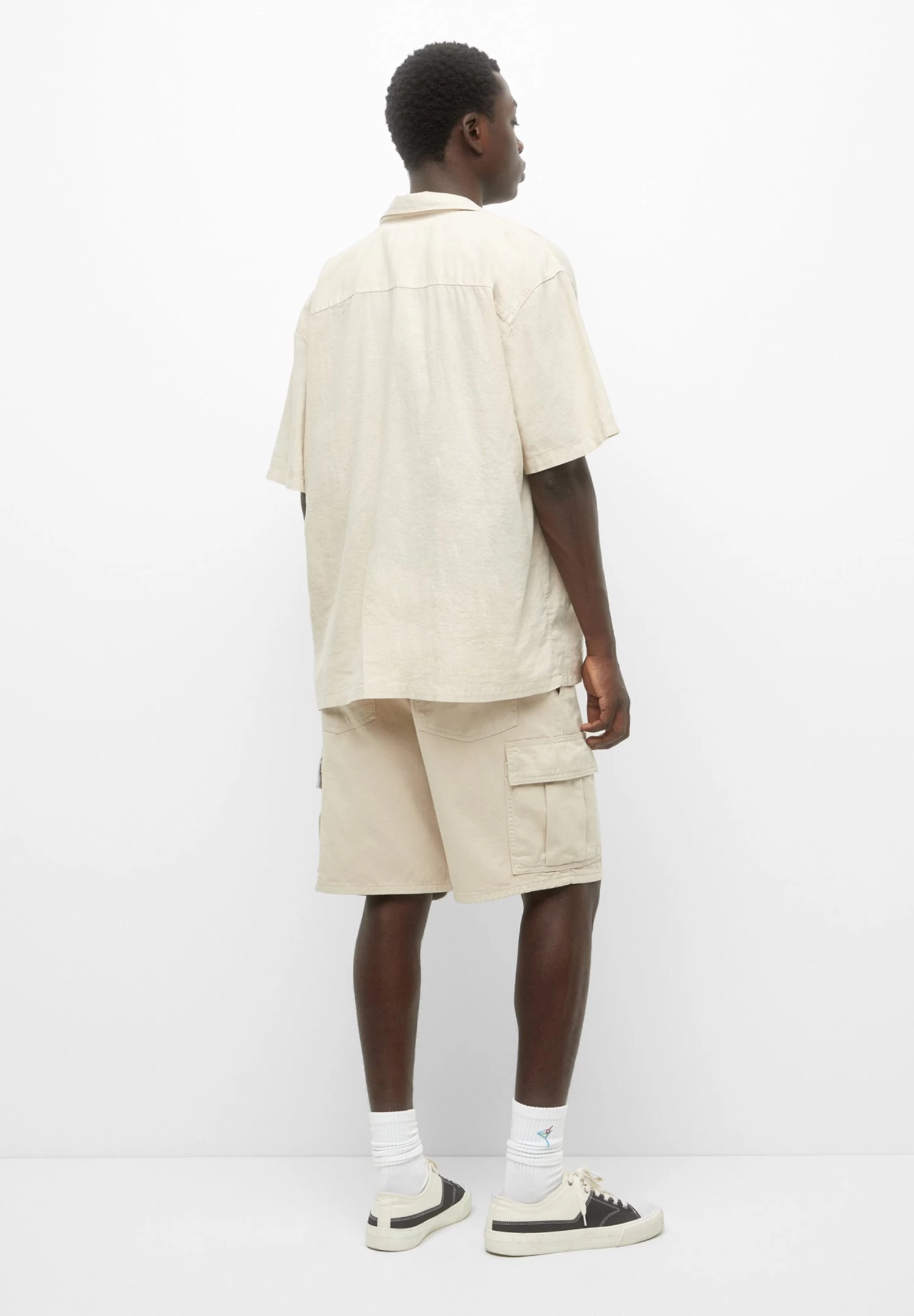 PULL & BEAR Basic Short Sleeve - Overhemd - Ochre 3 PULL & BEAR Basic Short Sleeve - Overhemd - Ochre - Afbeelding 3