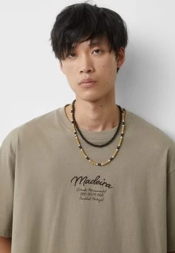 PULL & BEAR Short Sleeve City - T-Shirt Print - Brown 10 PULL & BEAR Short Sleeve City - T-Shirt Print - Brown -PULL BEAR Winkel 6ec23a198d11410498afe58ee4213b12