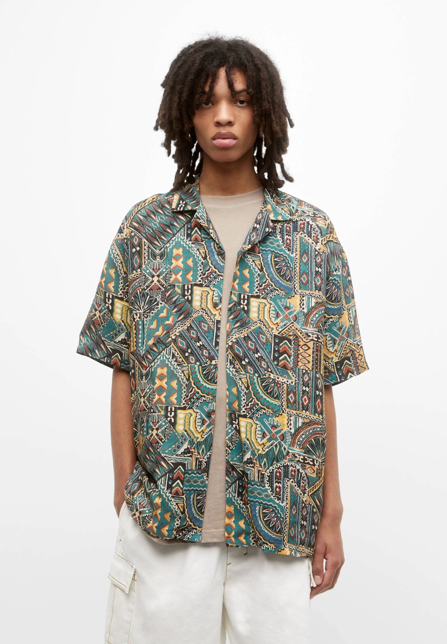 PULL & BEAR Print Short Sleeve- Overhemd - Dark Green 1 PULL & BEAR Print Short Sleeve- Overhemd - Dark Green