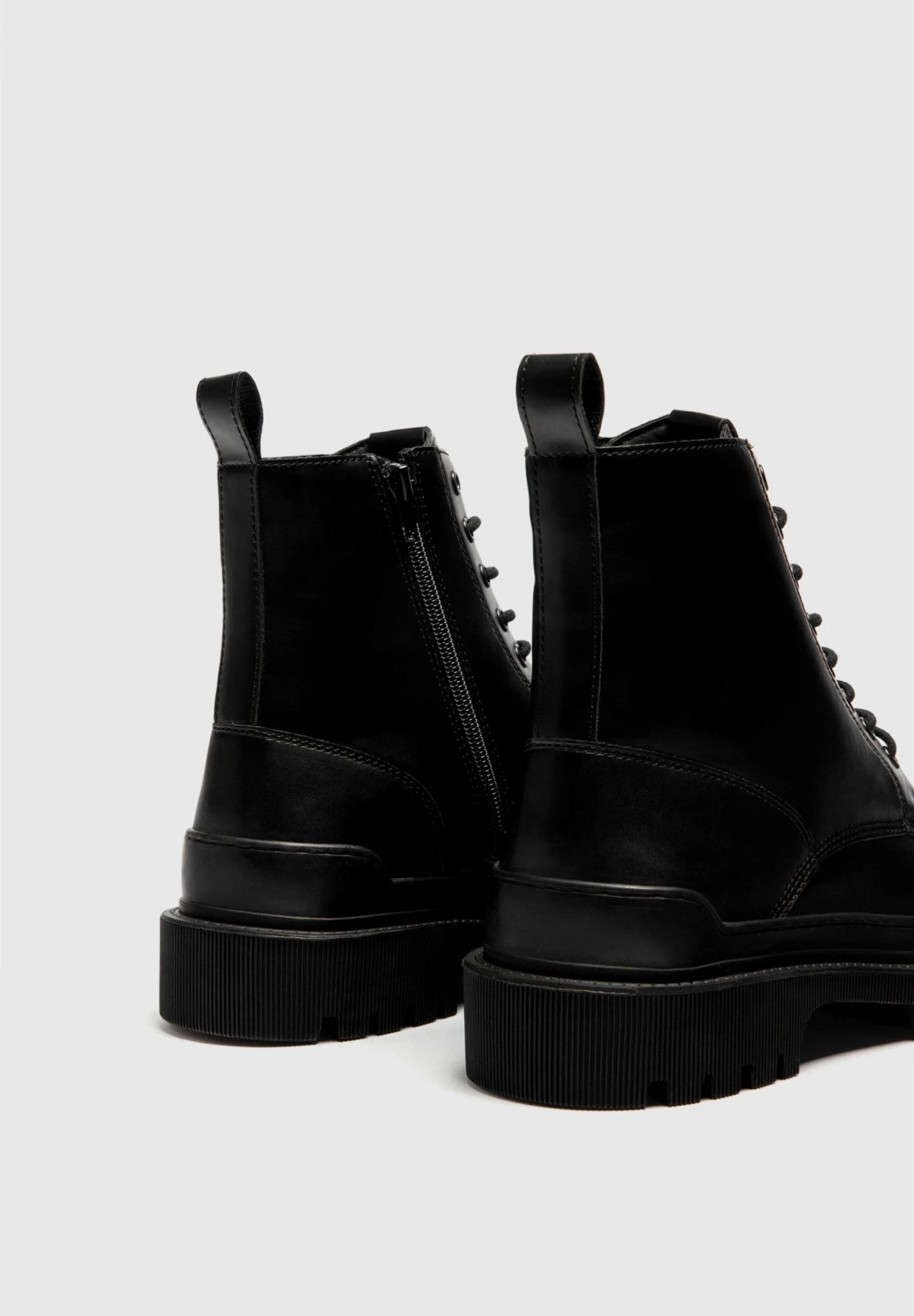 PULL & BEAR Veterboots - Black 4 PULL & BEAR Veterboots - Black - Afbeelding 4