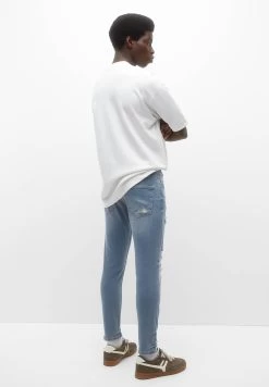 PULL & BEAR Ripped Carrot Fit - Jeans Tapered Fit - Light Blue Denim -PULL BEAR Winkel 76186a5e21c5490386b7d54f0bc88414