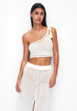 PULL & BEAR Asymmetric Crochet Crop With Tassels - Top - Beige