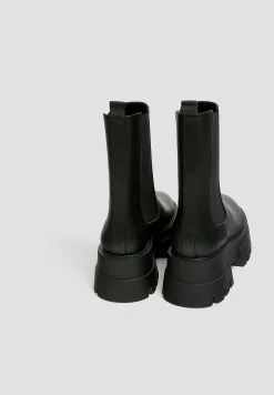 PULL & BEAR Enkellaarsjes Met Plateauzool - Black 9 PULL & BEAR Enkellaarsjes Met Plateauzool - Black -PULL BEAR Winkel 787c75c06c17472abe4eedc8a0e796d1