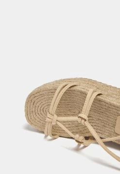 PULL & BEAR Espadrilles - Beige -PULL BEAR Winkel 788cae965ff444a9b1ece79b525589da
