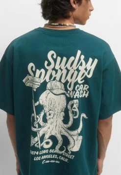 PULL & BEAR Short Sleeve Octopus- T-Shirt Print - Green -PULL BEAR Winkel 796c4e28c1544f7ea1d49c4edab0d6d0