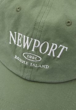 PULL & BEAR With Embroidery - Pet - Light Green 8 PULL & BEAR With Embroidery - Pet - Light Green -PULL BEAR Winkel 876d3e0a38a7425d9ffd6f6ab2643917