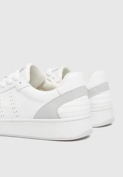 PULL & BEAR Casual Stwd - Sneakers Laag - White -PULL BEAR Winkel 87c3ee94d3af4b42ba68b4a30a4b2186