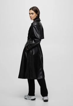 PULL & BEAR Trenchcoat - Mottled Black 11 PULL & BEAR Trenchcoat - Mottled Black -PULL BEAR Winkel 88df31b8b0da44709ab7e977d02ec96a