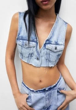 PULL & BEAR Crop- Bodywarmer - Blue Denim -PULL BEAR Winkel 8b9cd45760d44cfe9dfe1039da4a5625