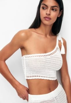 PULL & BEAR Asymmetric Crochet Crop With Tassels - Top - Beige -PULL BEAR Winkel 8c208ed74c8949a192e6779a2aee1f83