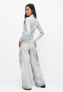 PULL & BEAR Vest - Light Grey -PULL BEAR Winkel 8c568b81311546ebb430e102f9ba53e3