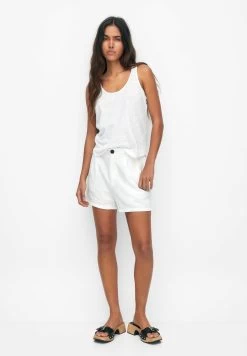 PULL & BEAR Rustic - Shorts - White -PULL BEAR Winkel 8c84246276a846e2978b7464b59196f7