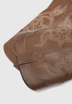 PULL & BEAR Mit Stickereien - Cowboy-/Bikerlaarzen - Brown 9 PULL & BEAR Mit Stickereien - Cowboy-/Bikerlaarzen - Brown -PULL BEAR Winkel 90063ef2fa8546668d87ef36e1defde4