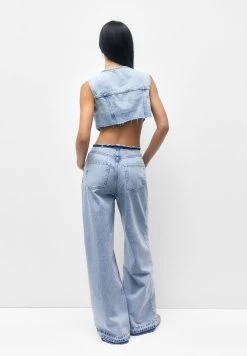 PULL & BEAR Crop- Bodywarmer - Blue Denim -PULL BEAR Winkel 93029995739a4203bd2ed0c1682b617f