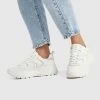 PULL & BEAR Dicker Sohle - Sneakers Laag - White