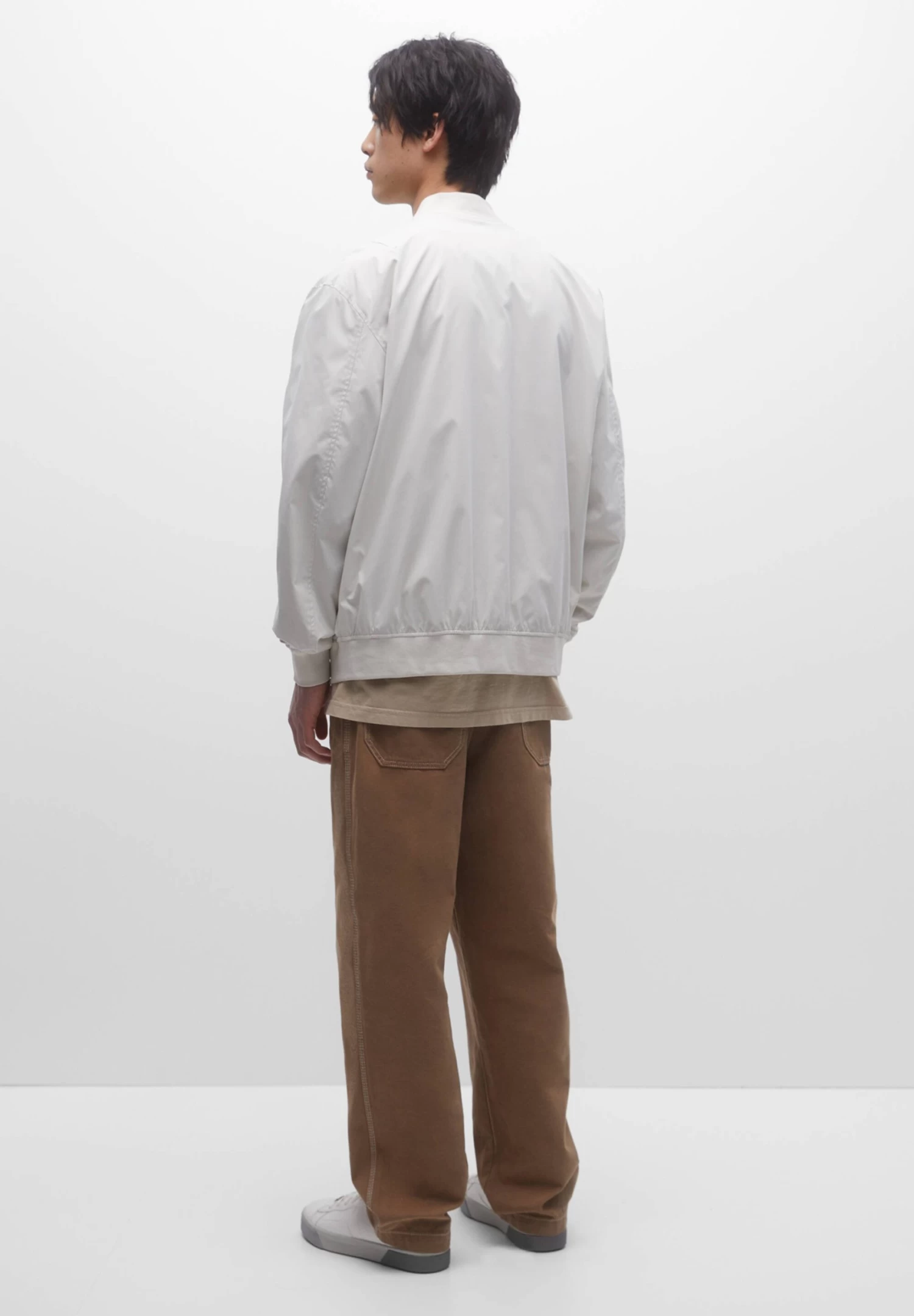 PULL & BEAR Lightweight - Bomberjacks - White 3 PULL & BEAR Lightweight - Bomberjacks - White - Afbeelding 3