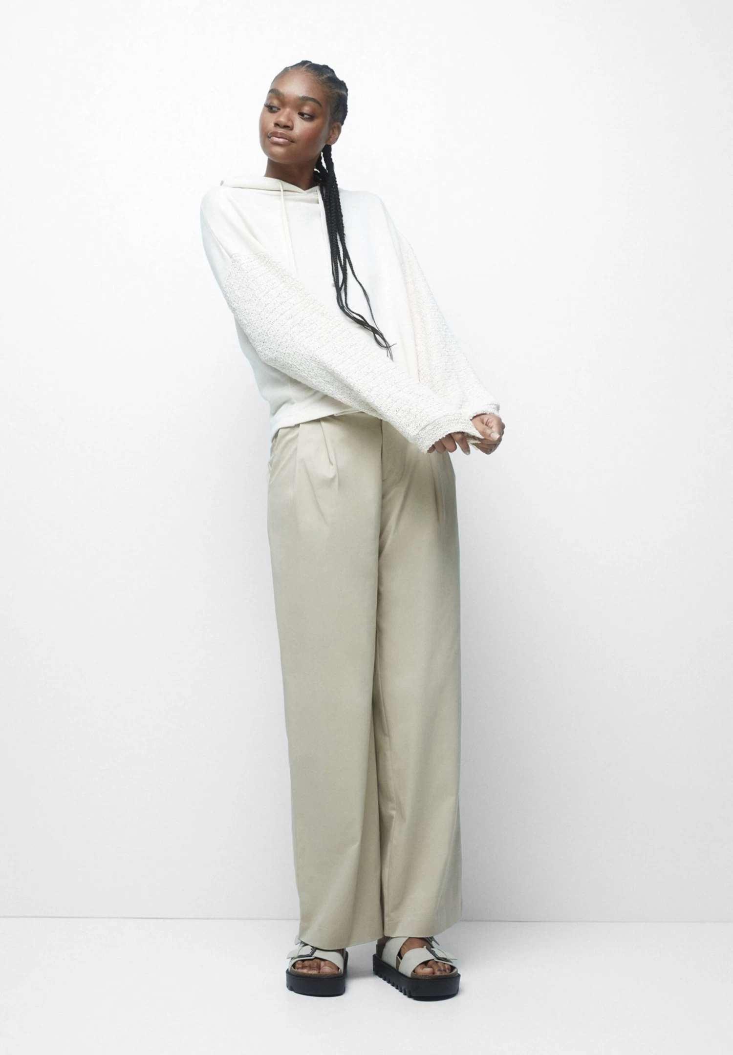 PULL & BEAR Crochet - Hoodie - Beige 2 PULL & BEAR Crochet - Hoodie - Beige - Afbeelding 2