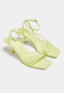 PULL & BEAR Strappy - Sandalen - Green -PULL BEAR Winkel 9cab26cad0b34aee9fe0208c05295ac7