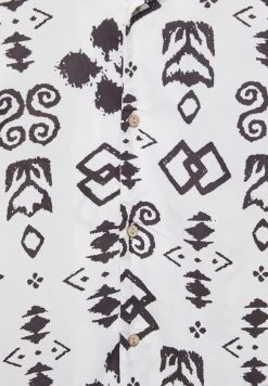 PULL & BEAR Geometric Print - Overhemd - White -PULL BEAR Winkel 9d3bb8dcd90442a29777fd8567bbcb4c