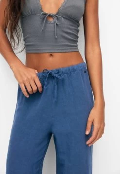 PULL & BEAR Flowing Faded - Broek - Blue -PULL BEAR Winkel 9d68cf5f5137401da86c8668bd0f0d91