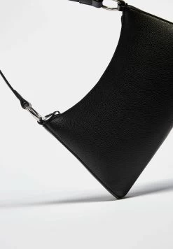 PULL & BEAR With Rings - Handtas - Black -PULL BEAR Winkel 9db6c7943c214baa849114b9ac669f65