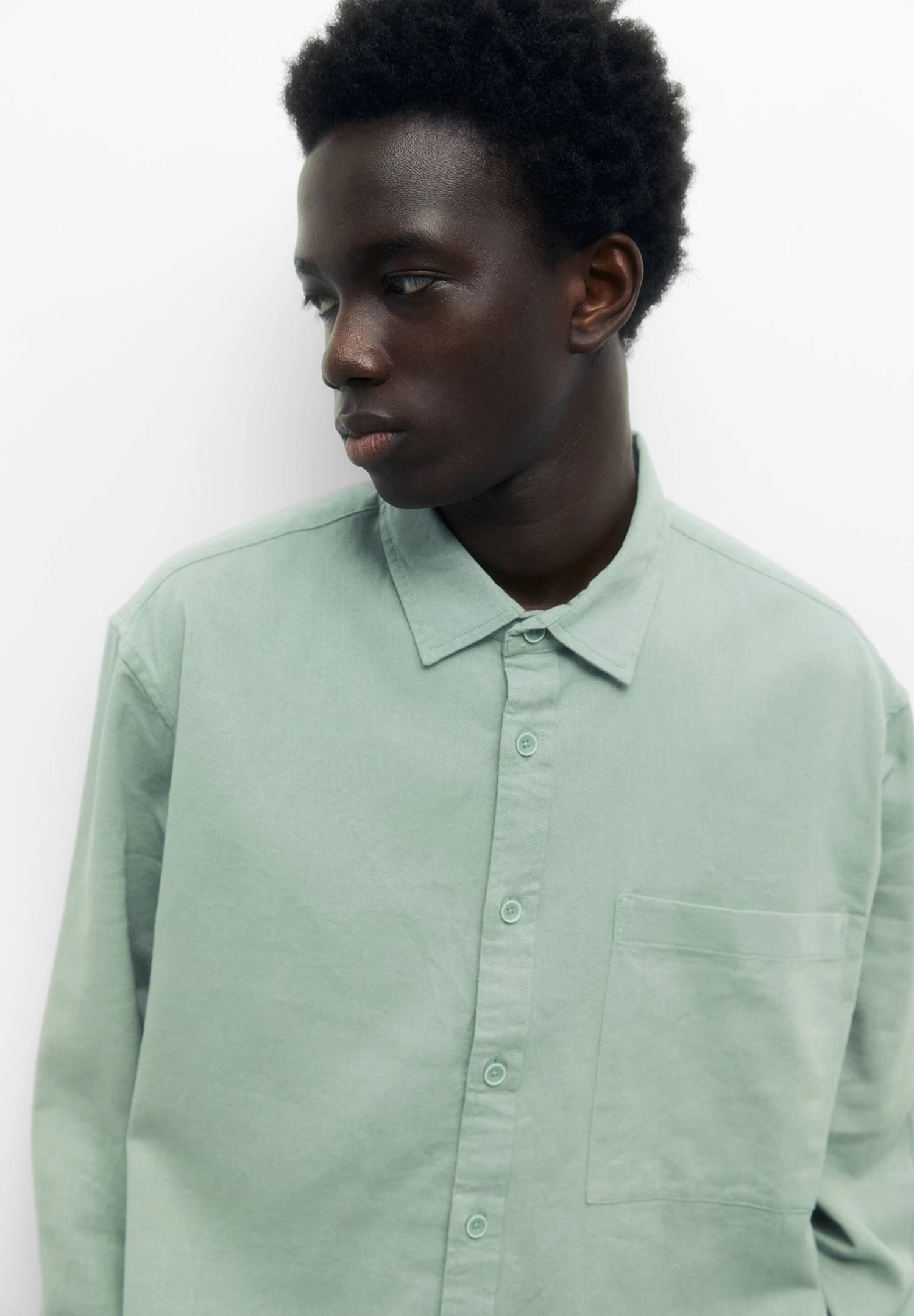 PULL & BEAR Basic - Overhemd - Light Green 4 PULL & BEAR Basic - Overhemd - Light Green - Afbeelding 4
