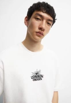 PULL & BEAR Plush - T-Shirt Basic - White -PULL BEAR Winkel a64399ef8c84420c85c4cd85a347d4b8