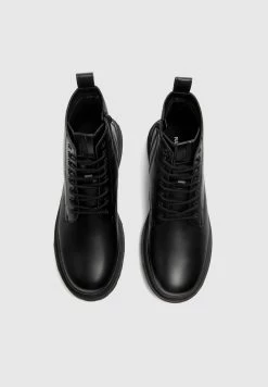 PULL & BEAR Veterboots - Black 7 PULL & BEAR Veterboots - Black -PULL BEAR Winkel a87d992f1c114c4a82beea8103def087