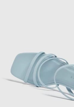 PULL & BEAR Strappy Heeled - Sandalen - Blue -PULL BEAR Winkel b57cc87f728d49d59f756e3caf6d00a6