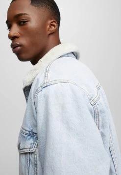 PULL & BEAR Spijkerjas - Stone Blue Denim -PULL BEAR Winkel b6faffdf2ee54636856dd6ae2c9f648e