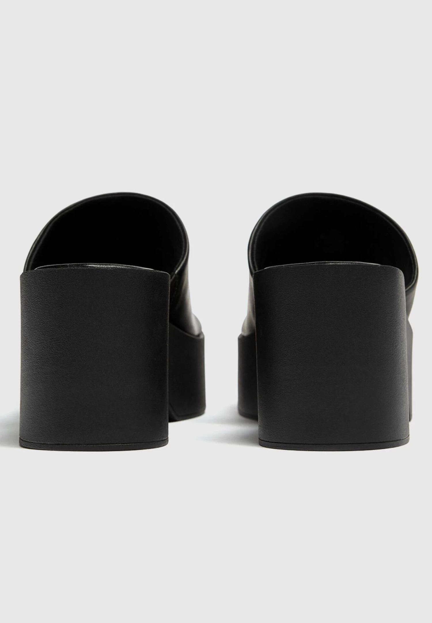 PULL & BEAR Platform - Muiltjes Met Hak - Black 4 PULL & BEAR Platform - Muiltjes Met Hak - Black - Afbeelding 4