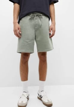 PULL & BEAR Basic Bermuda Joggers - Shorts - Mint