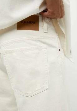 PULL & BEAR Basic Standard-Fit - Straight Leg Jeans - Beige 10 PULL & BEAR Basic Standard-Fit - Straight Leg Jeans - Beige -PULL BEAR Winkel b9b4f02f416a4ba0898bd0518b6c4ac9