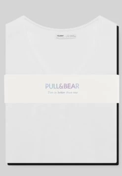 PULL & BEAR 2 Pack Of Basic Crop With Lettuce-Edge Trims - T-Shirt Basic - Black 9 PULL & BEAR 2 Pack Of Basic Crop With Lettuce-Edge Trims - T-Shirt Basic - Black -PULL BEAR Winkel bb315dac03474f9a9e2b305c9ec0881d